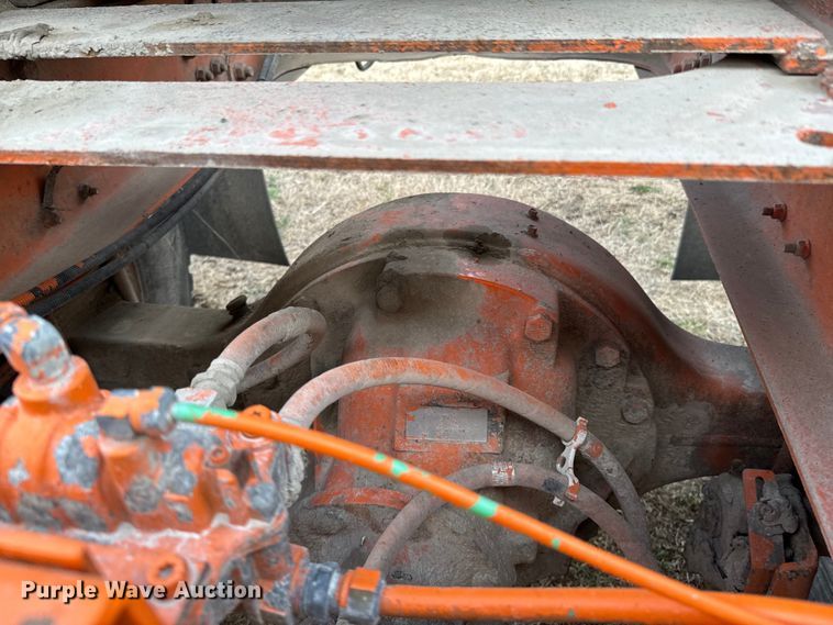 image for item OJ9674 1996 Ford L9000 Aeromax semi truck