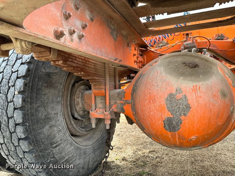 image for item OJ9674 1996 Ford L9000 Aeromax semi truck