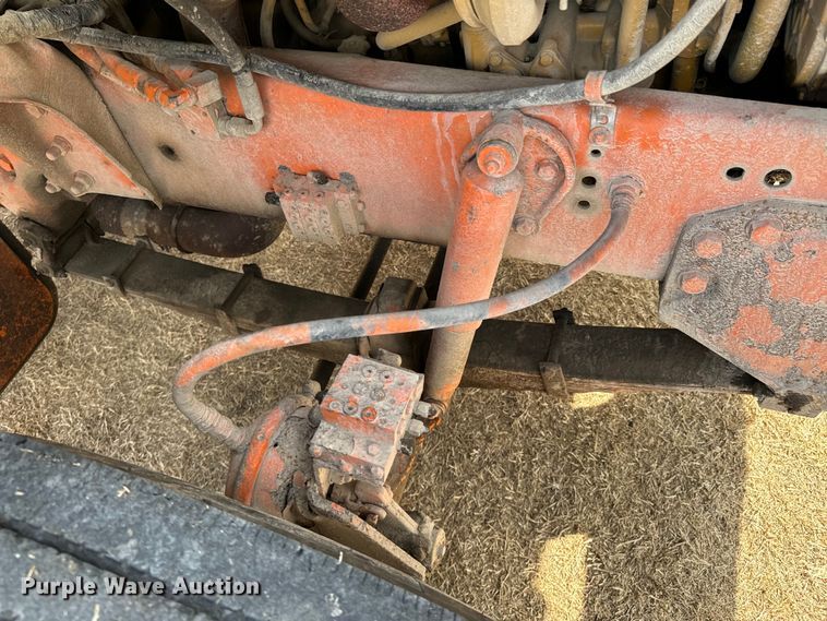 image for item OJ9674 1996 Ford L9000 Aeromax semi truck