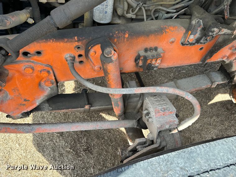 image for item OJ9674 1996 Ford L9000 Aeromax semi truck