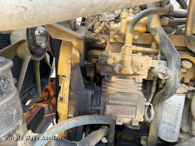 image for item OJ9674 1996 Ford L9000 Aeromax semi truck