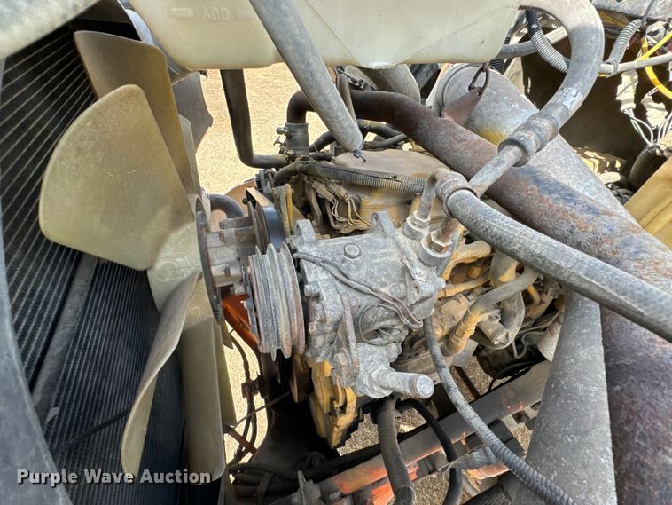 image for item OJ9674 1996 Ford L9000 Aeromax semi truck