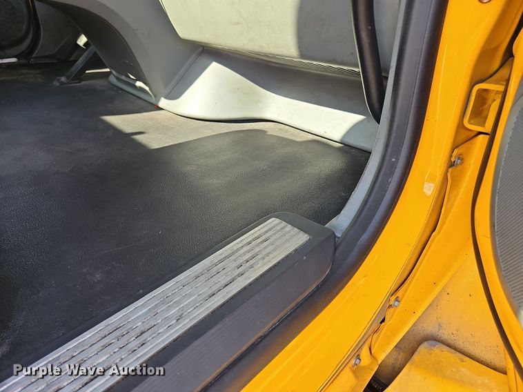 image for item OK9794 2020 Kenworth  T680 semi truck