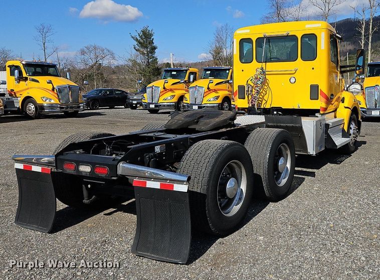 image for item OK9795 2020 Kenworth  T680 semi truck