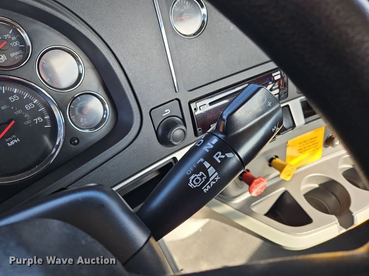 image for item OK9795 2020 Kenworth  T680 semi truck