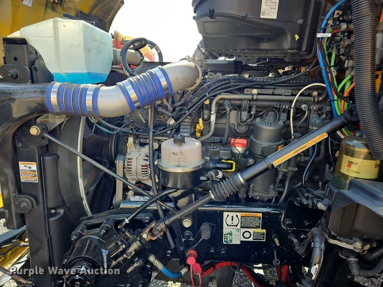 image for item OK9795 2020 Kenworth  T680 semi truck