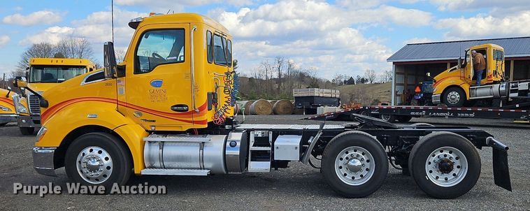 image for item OK9796 2020 Kenworth  T680  semi truck