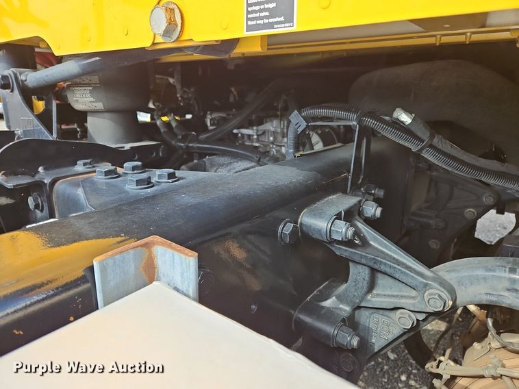 image for item OK9796 2020 Kenworth  T680  semi truck