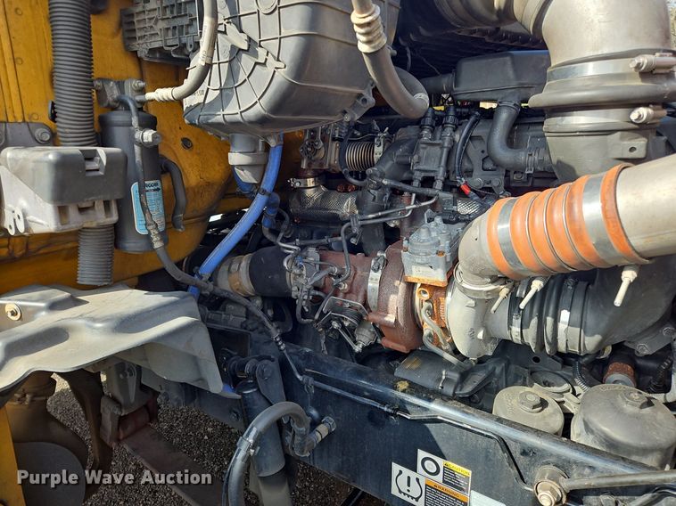 image for item OK9796 2020 Kenworth  T680  semi truck