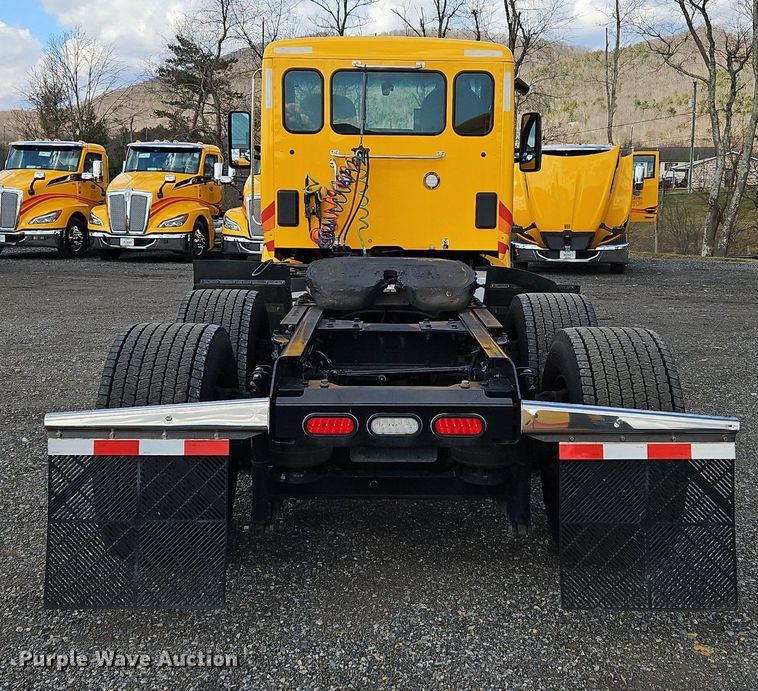 image for item OK9797 2020 Kenworth  T680  semi truck