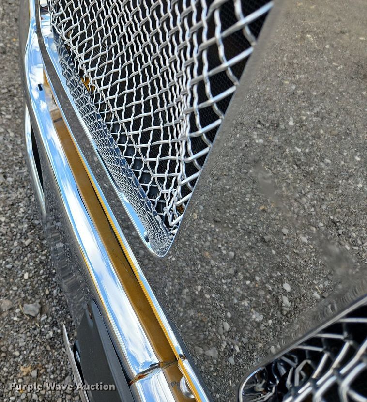 image for item OK9797 2020 Kenworth  T680  semi truck