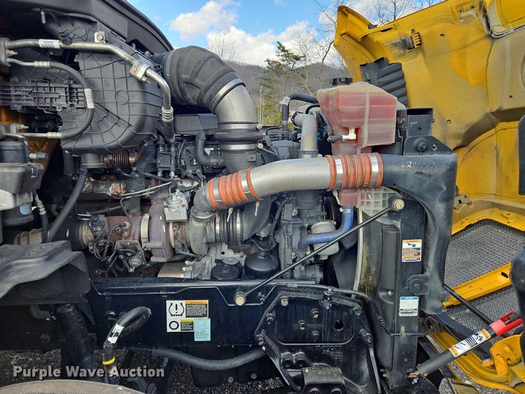 image for item OK9797 2020 Kenworth  T680  semi truck