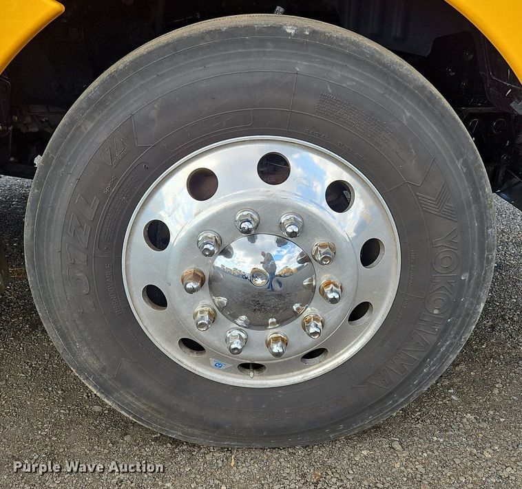 image for item OK9797 2020 Kenworth  T680  semi truck