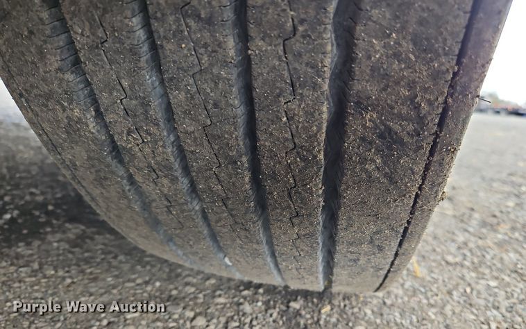 image for item OK9797 2020 Kenworth  T680  semi truck