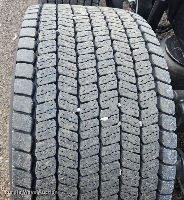 image for item OK9797 2020 Kenworth  T680  semi truck