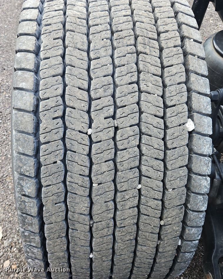 image for item OK9797 2020 Kenworth  T680  semi truck