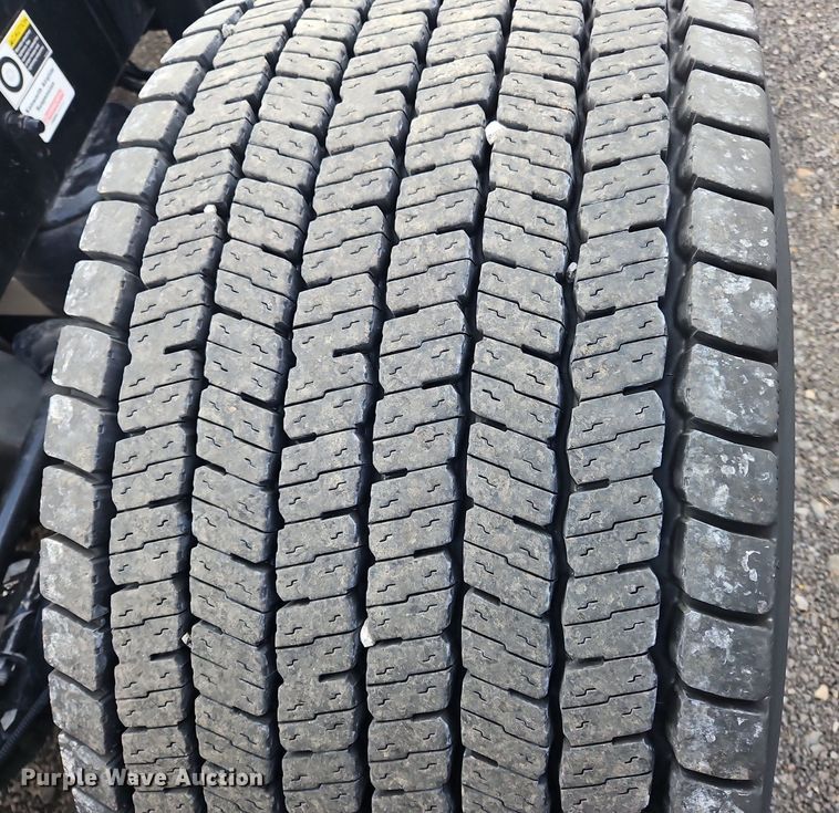 image for item OK9797 2020 Kenworth  T680  semi truck