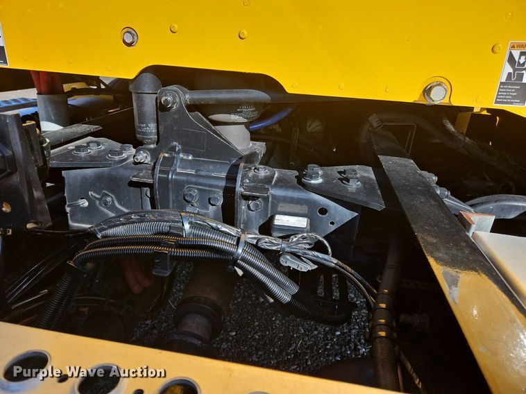 image for item OK9798 2020 Kenworth  T680 semi truck