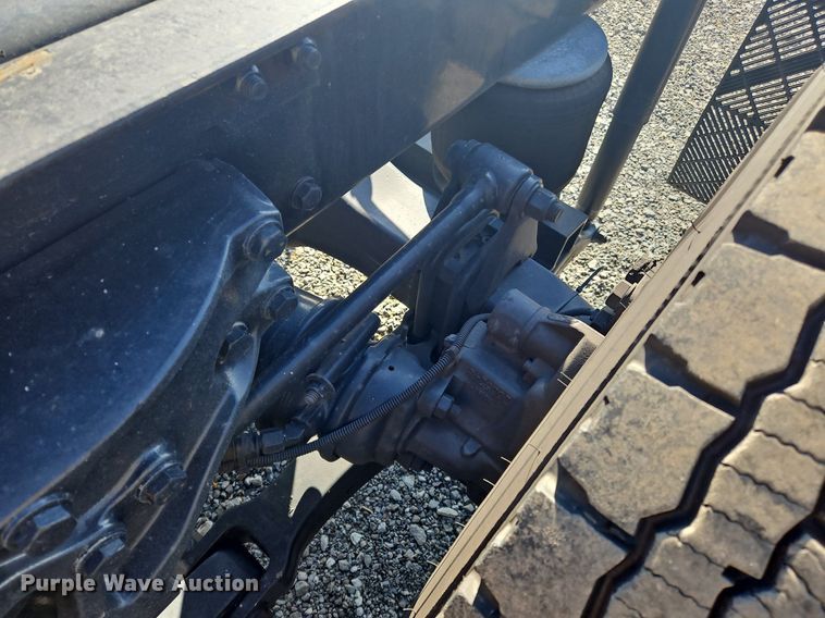 image for item OK9798 2020 Kenworth  T680 semi truck