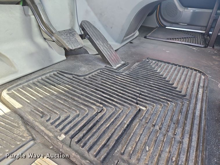 image for item OK9798 2020 Kenworth  T680 semi truck