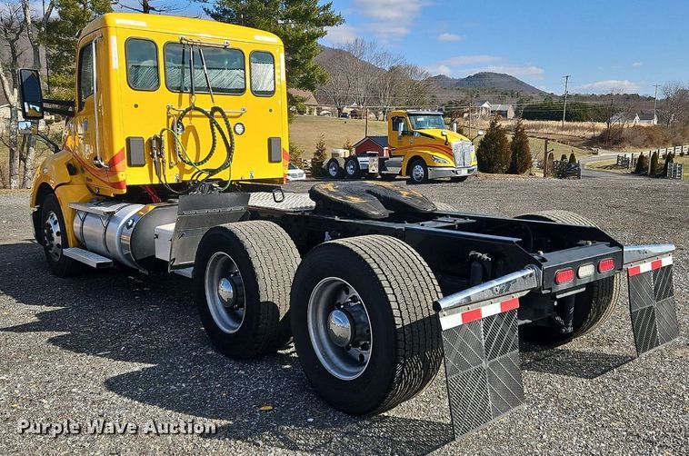 image for item OK9799 2020 Kenworth  T680 semi truck