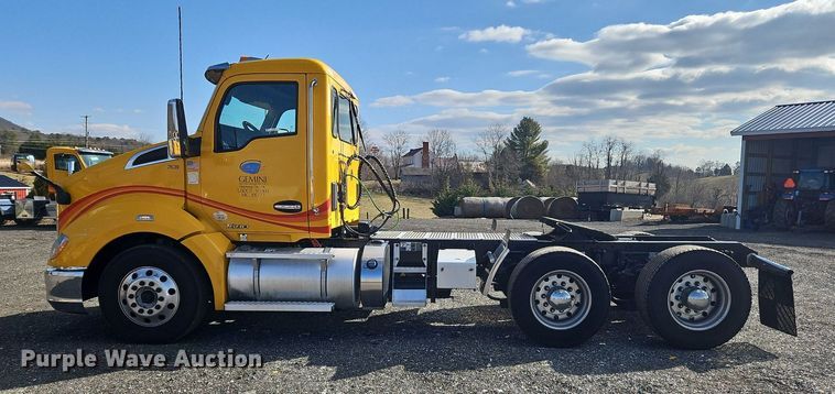 image for item OK9799 2020 Kenworth  T680 semi truck