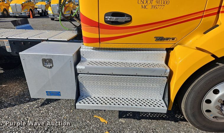 image for item OK9799 2020 Kenworth  T680 semi truck