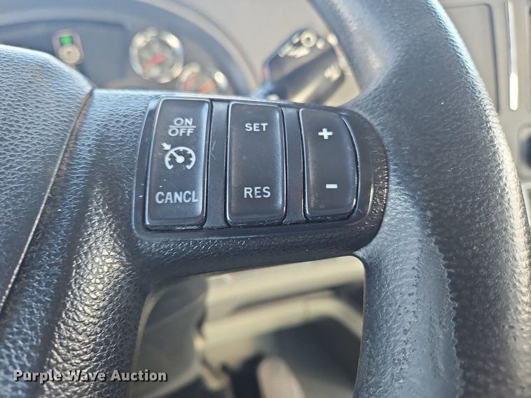 image for item OK9799 2020 Kenworth  T680 semi truck