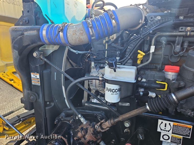 image for item OK9799 2020 Kenworth  T680 semi truck