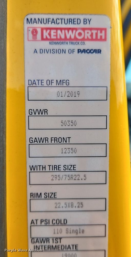 image for item OK9799 2020 Kenworth  T680 semi truck