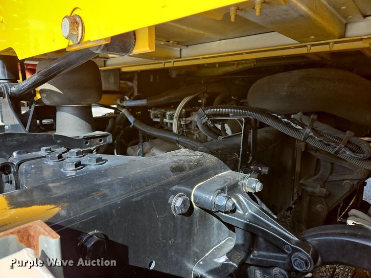 image for item OK9801 2020 Kenworth  T680 semi truck