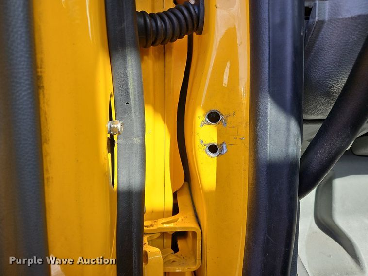 image for item OK9801 2020 Kenworth  T680 semi truck