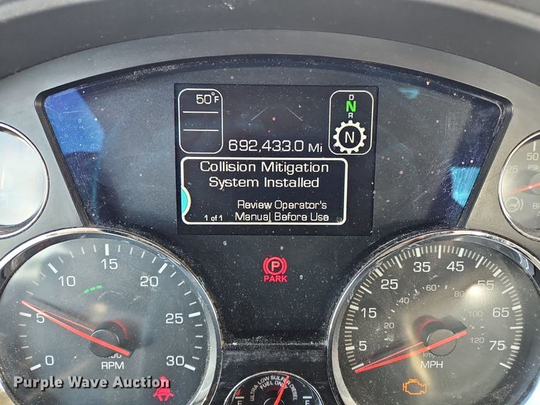 image for item OK9801 2020 Kenworth  T680 semi truck