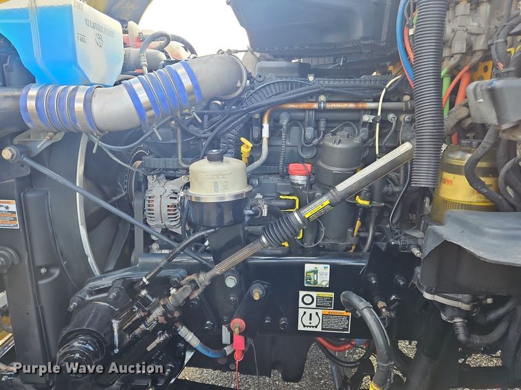 image for item OK9801 2020 Kenworth  T680 semi truck