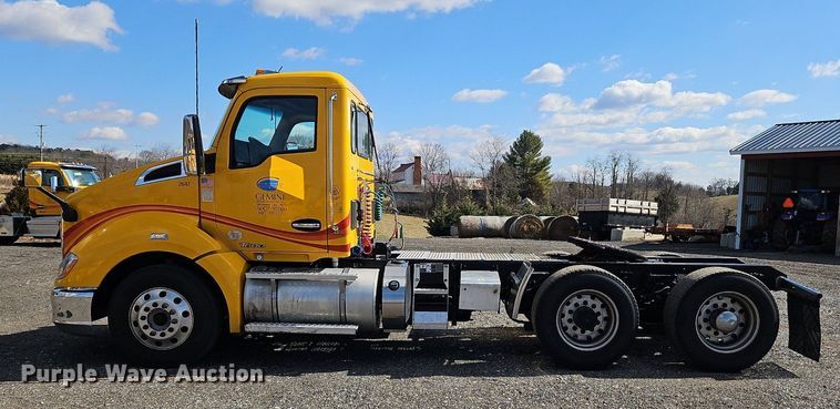 image for item OK9803 2020 Kenworth  T680 semi truck