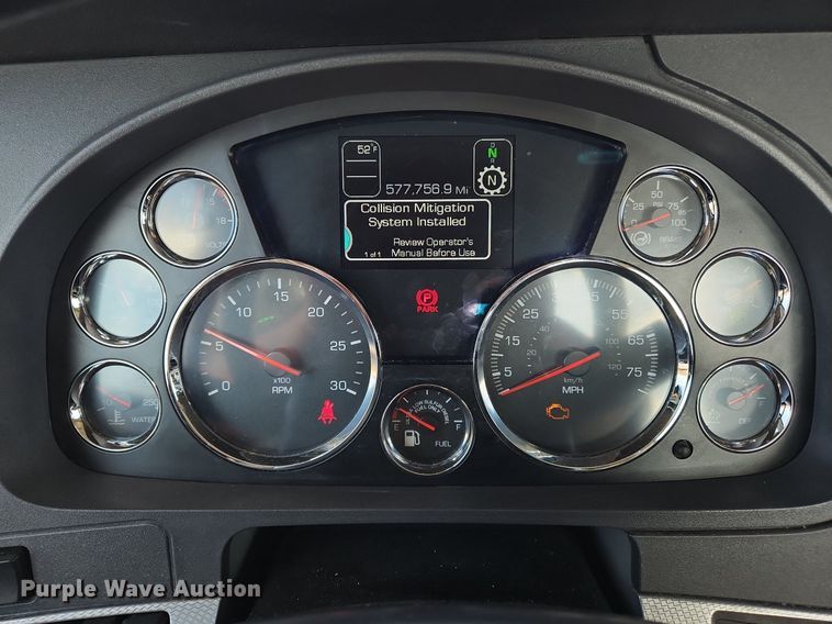 image for item OK9803 2020 Kenworth  T680 semi truck