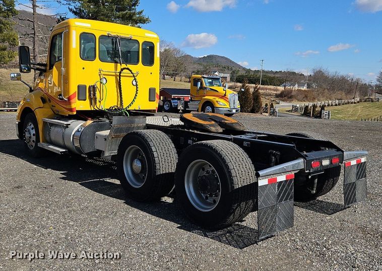 image for item OK9804 2020 Kenworth  T680 semi truck