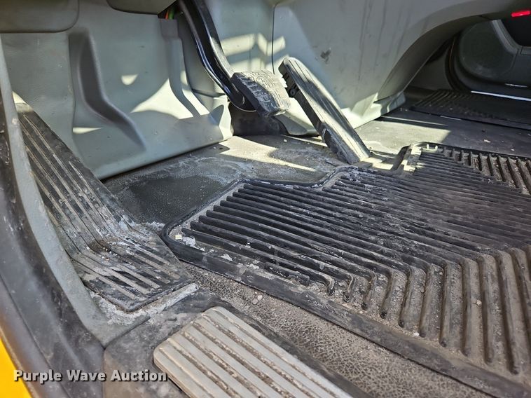 image for item OK9804 2020 Kenworth  T680 semi truck