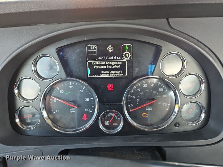 image for item OK9804 2020 Kenworth  T680 semi truck