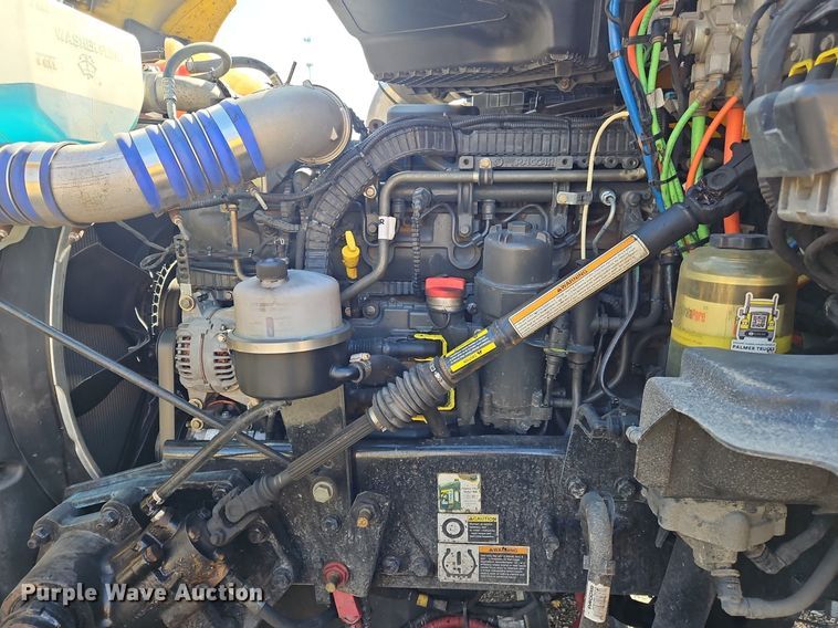 image for item OK9804 2020 Kenworth  T680 semi truck