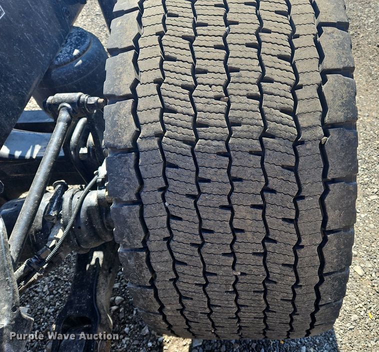 image for item OK9804 2020 Kenworth  T680 semi truck