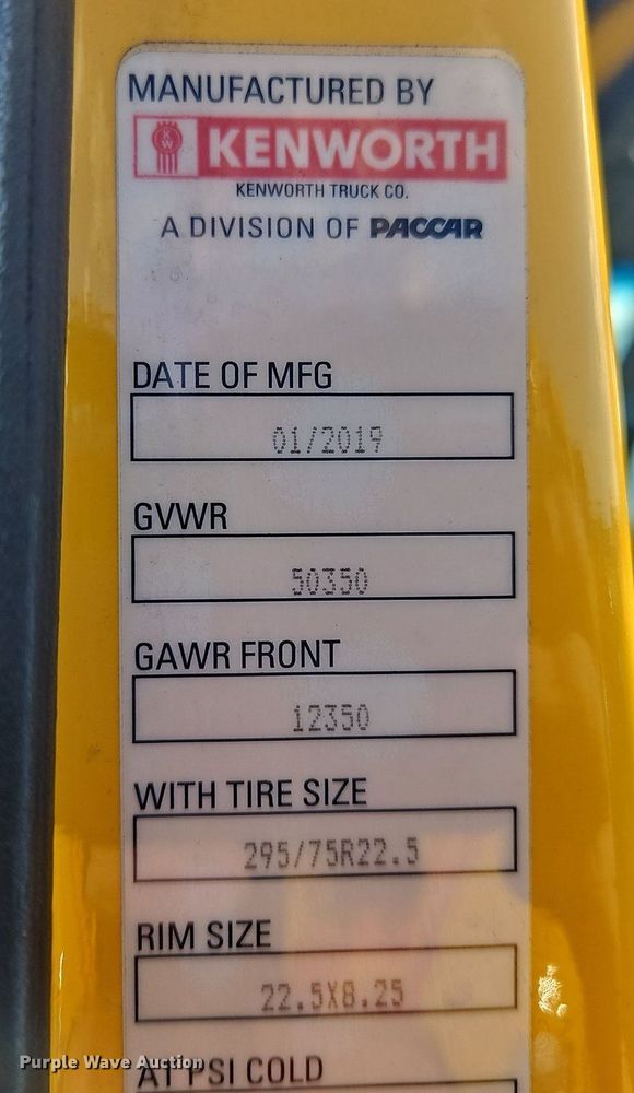 image for item OK9805 2020 Kenworth  T680 semi truck