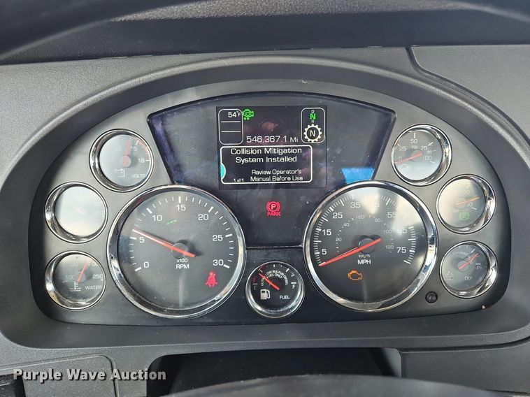 image for item OK9806 2020 Kenworth  T680 semi truck