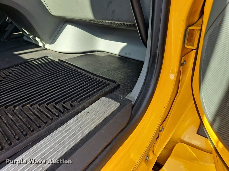 image for item OK9806 2020 Kenworth  T680 semi truck