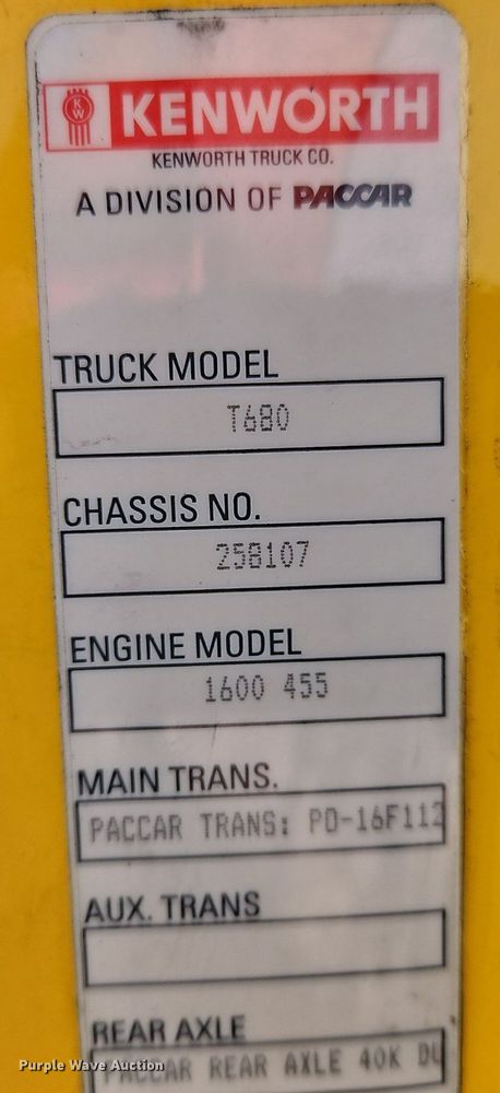 image for item OK9807 2019 Kenworth  T680 semi truck