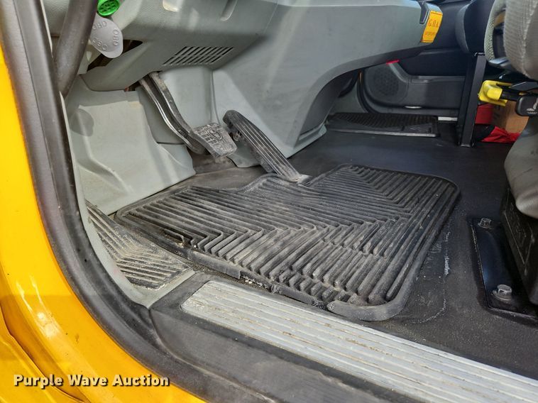 image for item OK9808 2021 Kenworth  T680 semi truck