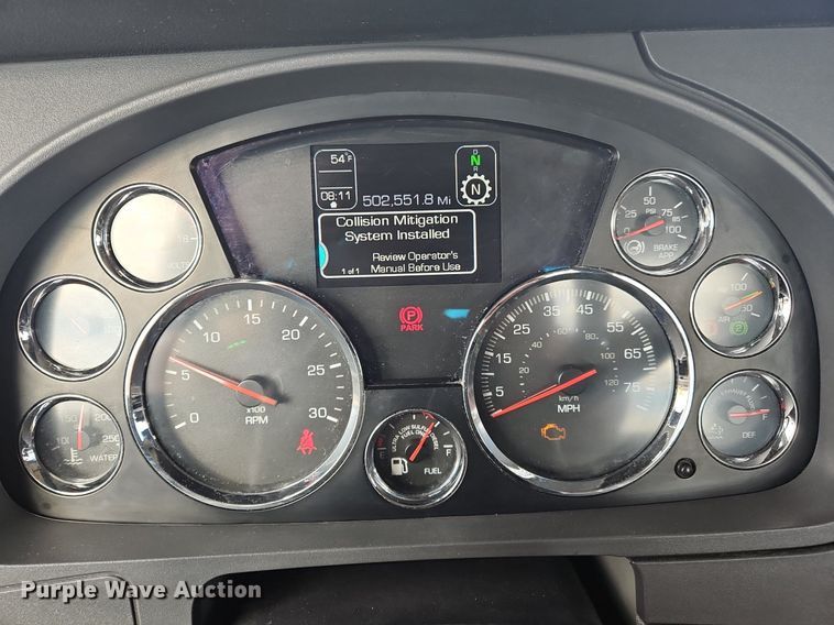 image for item OK9808 2021 Kenworth  T680 semi truck