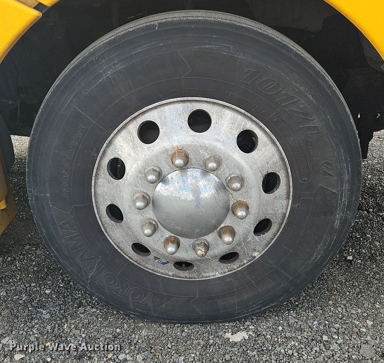 image for item OK9808 2021 Kenworth  T680 semi truck