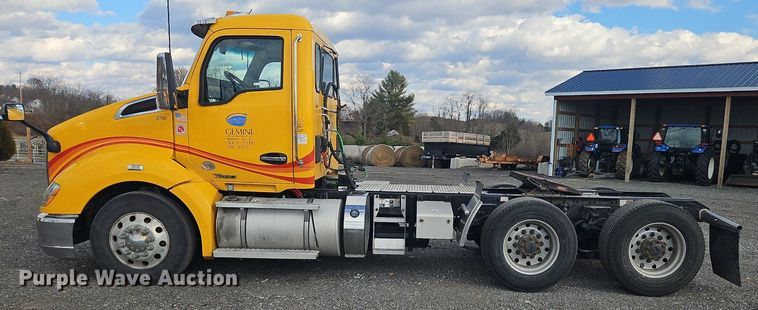 image for item OK9809 2020 Kenworth  T680 semi truck