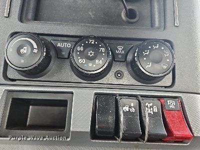 image for item OK9809 2020 Kenworth  T680 semi truck